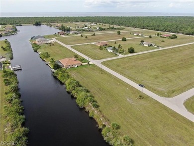 Beach Lot Sale Pending in Cape Coral, Florida