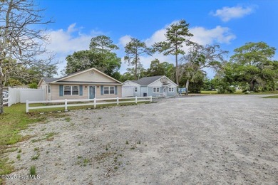 Beach Home For Sale in Supply, North Carolina