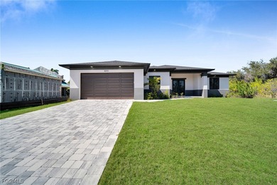 Beach Home For Sale in Port Charlotte, Florida