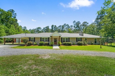 Home For Sale in Slidell image photo picture