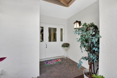 Beach Condo Active Under Contract in Boca Raton, Florida