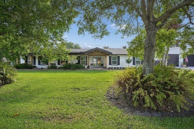 Beach Home Sale Pending in Vero Beach, Florida