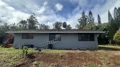 Beach Home For Sale in Haiku, Hawaii