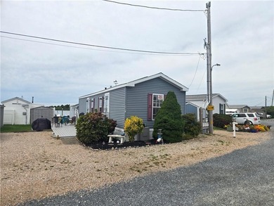 Beach Home For Sale in South Kingston, Rhode Island