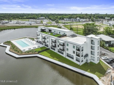 Beach Condo For Sale in Gulfport, Mississippi