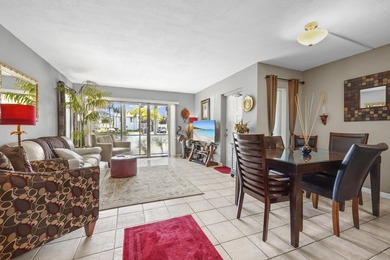 Beach Condo For Sale in West Palm Beach, Florida