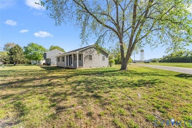 Beach Home Sale Pending in Tappahannock, Virginia