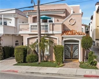 Beach Townhome/Townhouse Off Market in Hermosa Beach, California