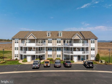 Beach Condo For Sale in Ocean View, Delaware