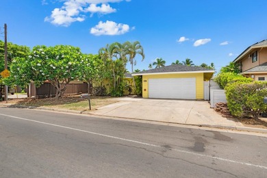 Beach Home For Sale in Lahaina, Hawaii