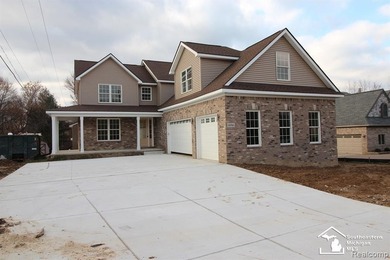 Beach Home For Sale in Newport, Michigan