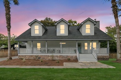 Beach Home For Sale in Mount Pleasant, South Carolina
