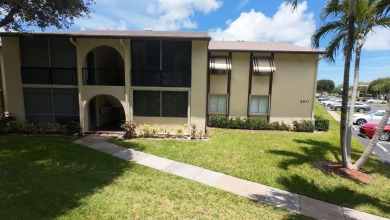Beach Condo For Sale in Greenacres, Florida