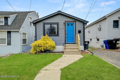 Beach Home Sale Pending in Leonardo, New Jersey