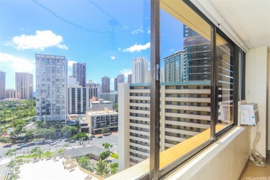 Beach Condo For Sale in Honolulu, Hawaii
