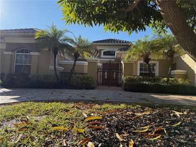 Beach Home For Sale in Fort Myers, Florida