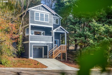 Beach Home For Sale in Newport, Oregon