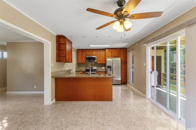 Beach Condo For Sale in Pearl City, Hawaii