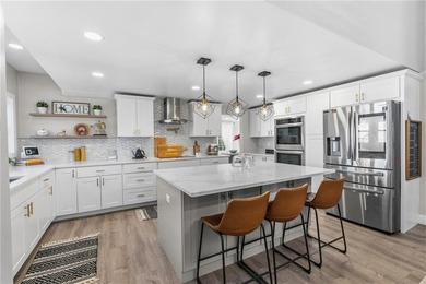 Beach Home Active Under Contract in Warwick, Rhode Island