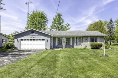 Beach Home For Sale in Lexington, Michigan