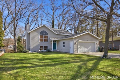 Beach Home Sale Pending in Holland, Michigan