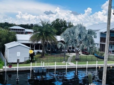 Beach Home For Sale in Homosassa, Florida