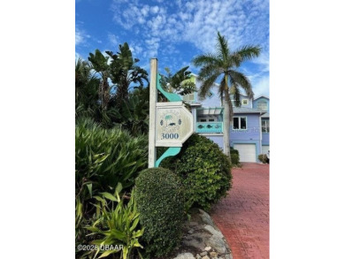 Beach Condo For Sale in Ormond Beach, Florida