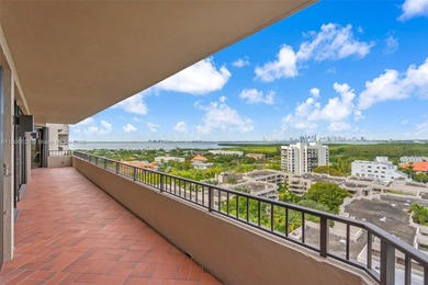 Beach Condo For Sale in Key Biscayne, Florida