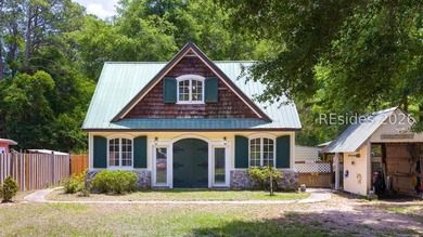 Beach Home For Sale in Daufuskie Island, South Carolina