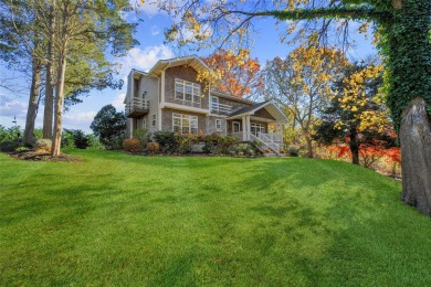 Beach Home Sale Pending in Mattituck, New York