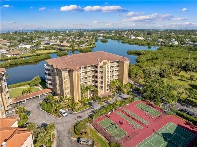 Beach Condo For Sale in Osprey, Florida