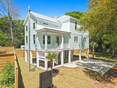 Beach Home For Sale in Murrells Inlet, South Carolina