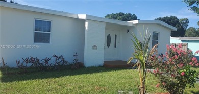 Beach Home For Sale in Port Saint Lucie, Florida
