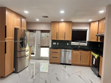 Beach Home For Sale in Palm Beach Gardens, Florida