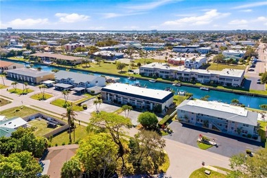 Beach Condo For Sale in Cape Coral, Florida
