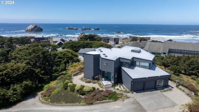 Beach Home For Sale in Bandon, Oregon