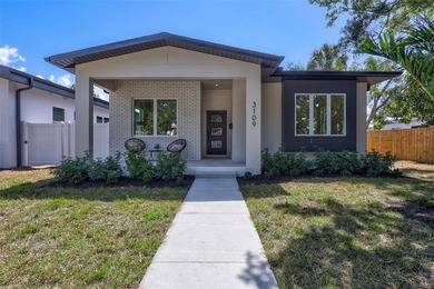Beach Home For Sale in St. Petersburg, Florida