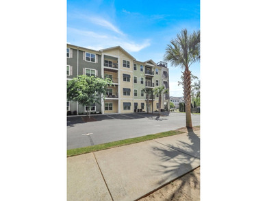 Beach Condo For Sale in Hanahan, South Carolina