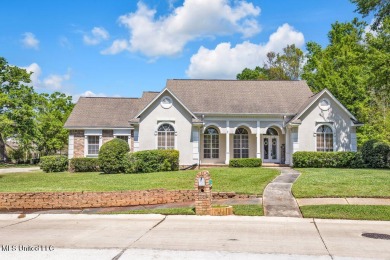 Beach Home Sale Pending in Ocean Springs, Mississippi