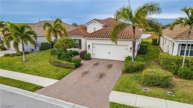 Beach Home For Sale in Fort Myers, Florida