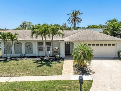 Beach Home Sale Pending in Largo, Florida