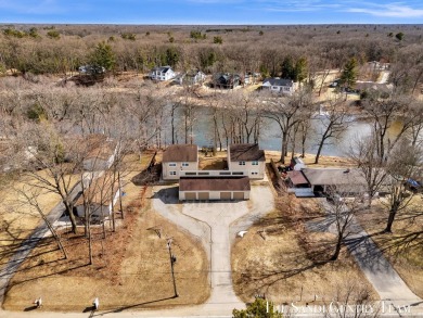 Beach Condo For Sale in Grand Haven, Michigan