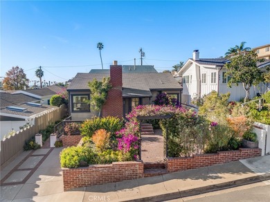 Beach Townhome/Townhouse For Sale in Laguna Beach, California