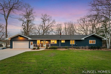Beach Home For Sale in Grand Haven, Michigan