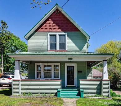 Beach Home For Sale in Marquette, Michigan