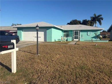 Beach Home For Sale in Fort Myers, Florida