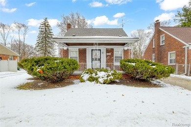 Beach Home For Sale in Detroit, Michigan