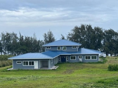 Beach Home For Sale in Pepeekeo, Hawaii