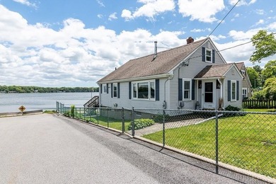 Beach Home For Sale in Tiverton, Rhode Island