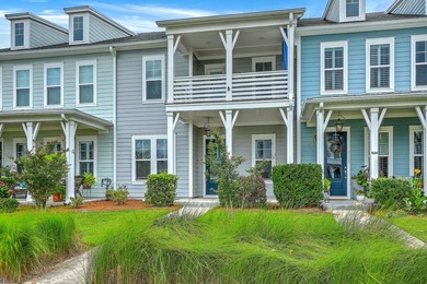 Beach Townhome/Townhouse For Sale in Mount Pleasant, South Carolina